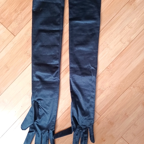 NWT  Maid For You Women's Costume Size: M - Picture 8 of 8